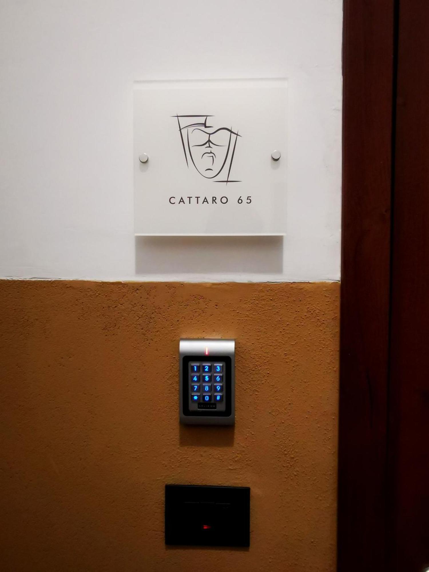 Cattaro 65 - Flexible Check-In Apartments Bari Zewnętrze zdjęcie